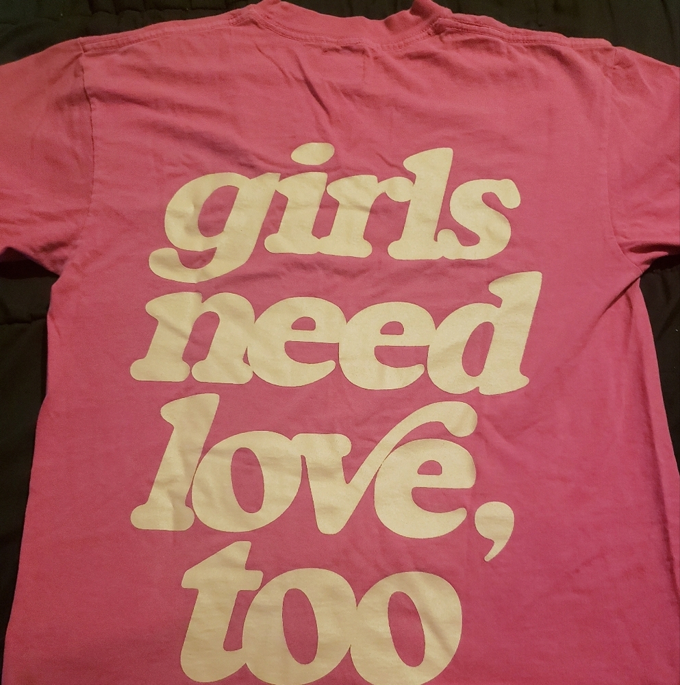 GIRLS NEED LOVE TOO graphic Tee